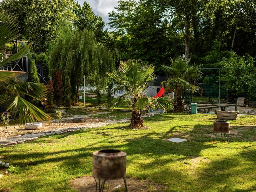 Grandeur Sapanca shared grounds &mdash; garden, pool and seating areas 3